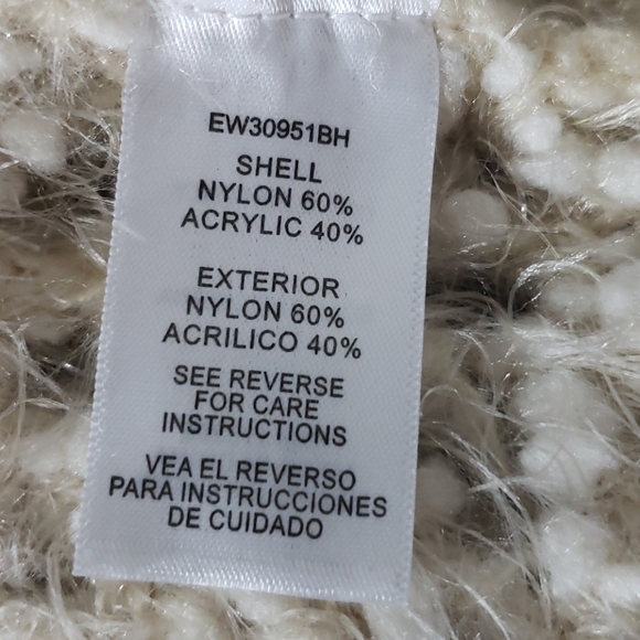 En Creme Fuzzy Cardigan - Medium - Picture 4 of 8